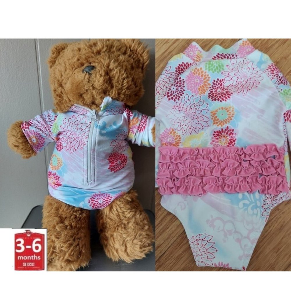 🎁 10/$25-Long sleeve swimsuit for baby, 6 months